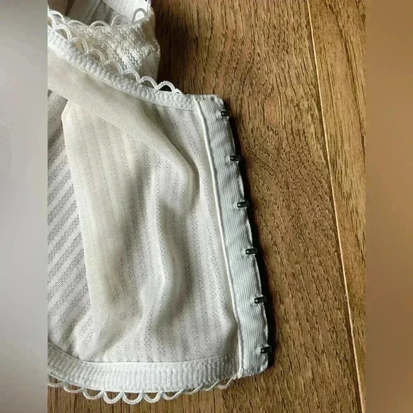 Victoria’s Secret Cream‎ Lace Bustier Sz 34C Intimate Coquette Cottagecore - Picture 7 of 7